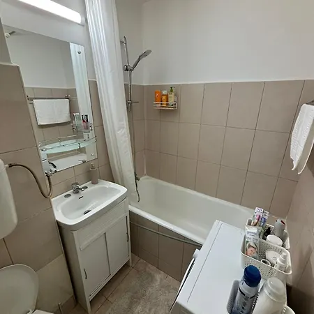 Cozy In Drumul Taberei Апартаменти Бухарест