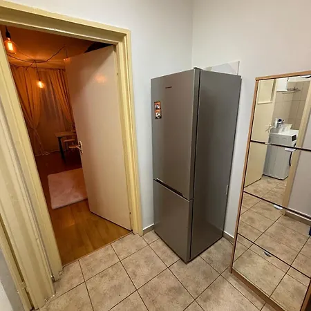 Apartment Cozy In Drumul Taberei Bucharest