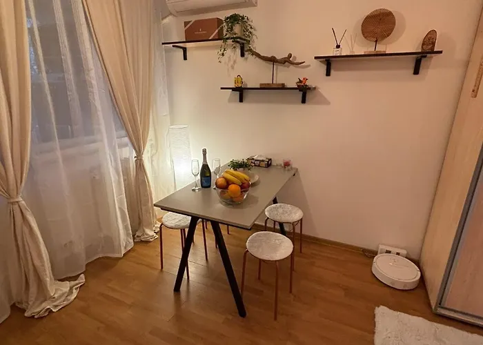 Cozy In Drumul Taberei Apartment *