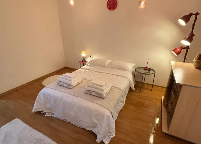 Apartament Cozy In Drumul Taberei Bucureşti